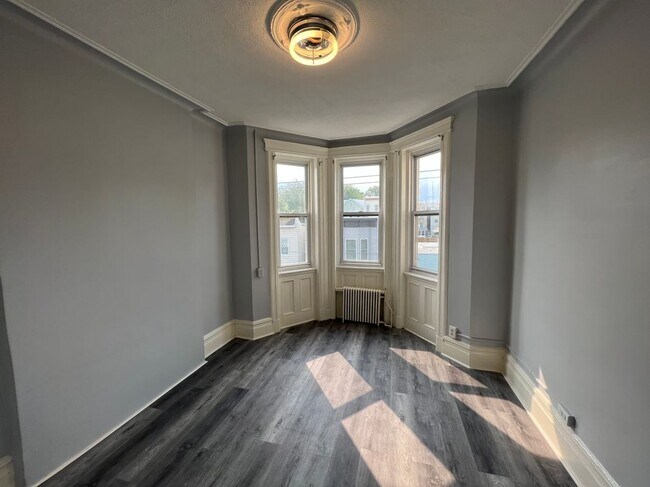 Foto del edificio - 432 New York Ave