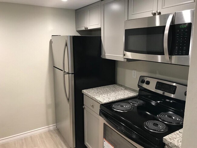 Building Photo - 12633 Memorial Dr