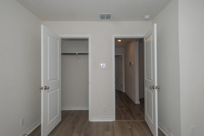 Building Photo - 14059 Coquina Blfs