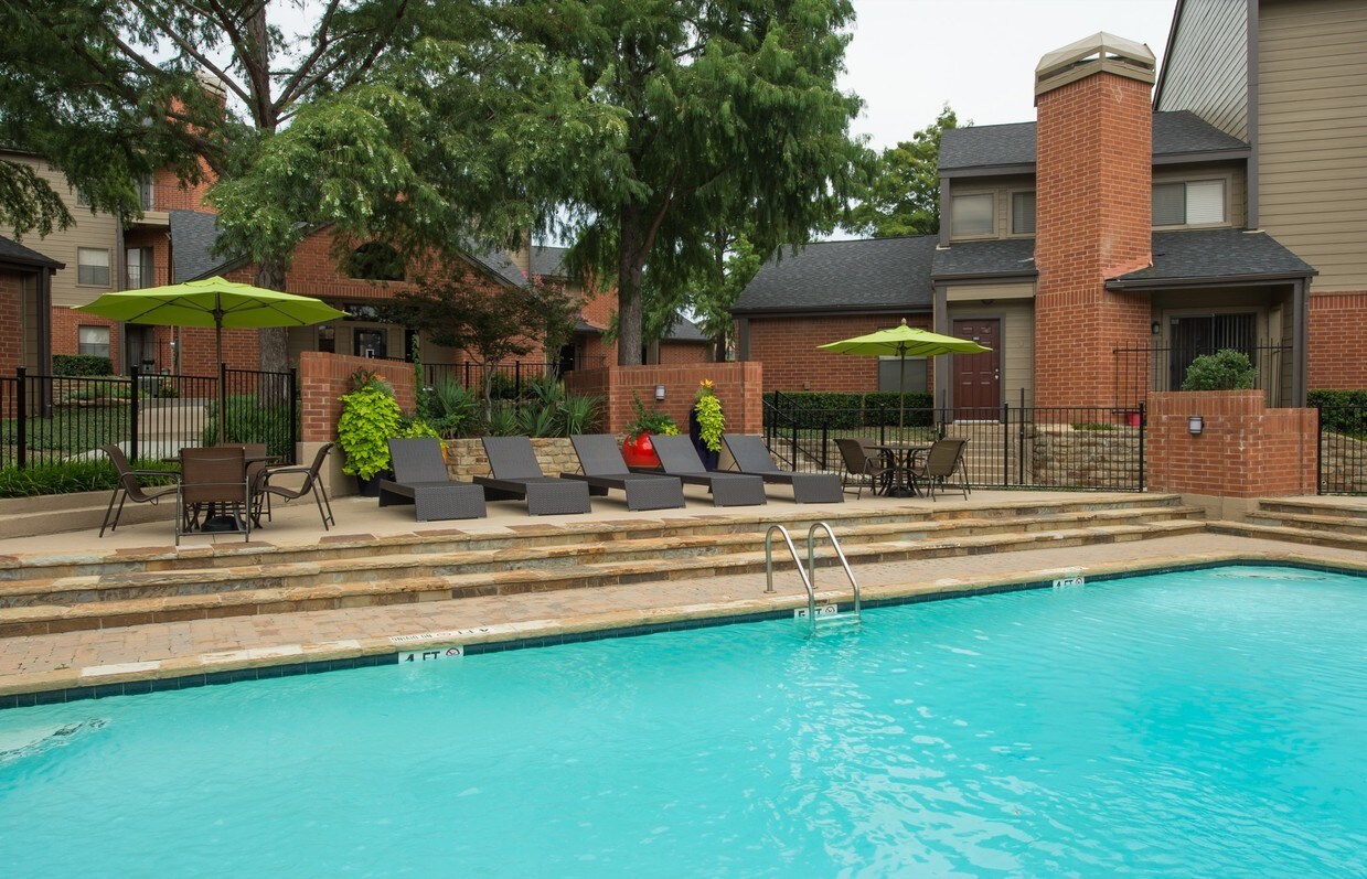 Foto principal - 9865 Valley Ranch Pkwy W