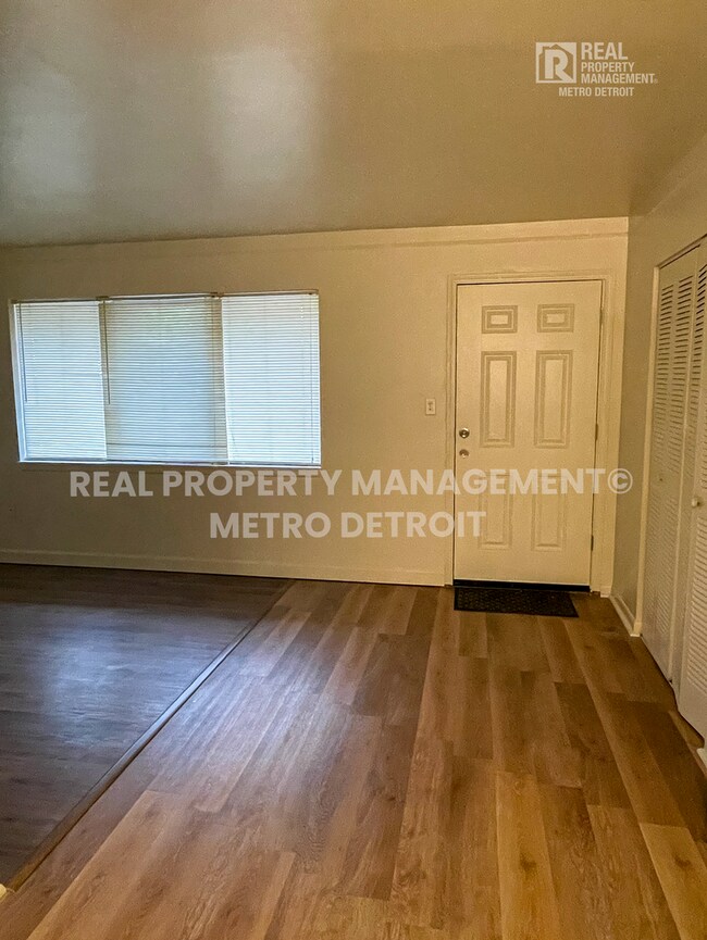 Foto del edificio - 4192 Drouillard St