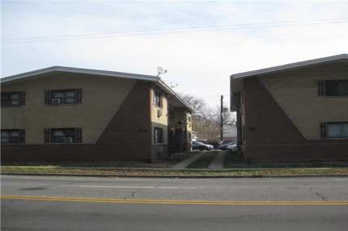 Primary Photo - 4319-4321 S Harlem Ave