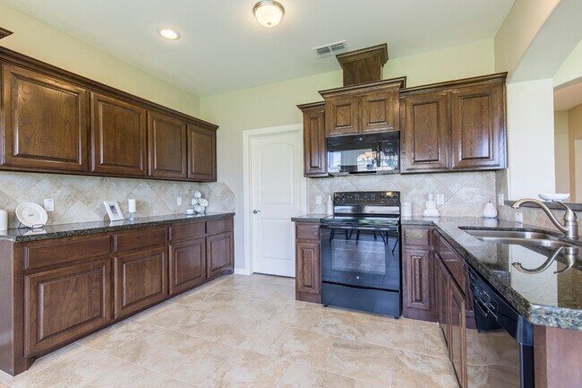 Building Photo - 5301 Escondido Pass