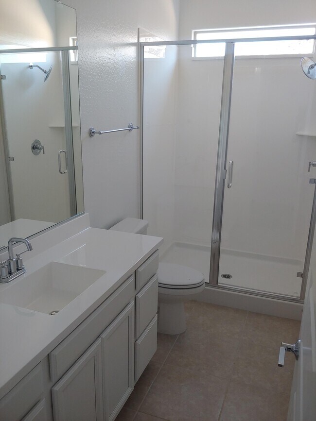 Building Photo - 4019 S 96th Dr