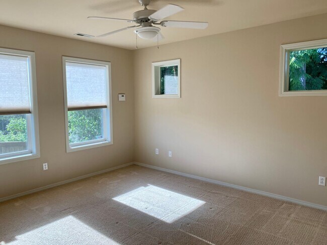 Foto del edificio - 3 Bedroom Poulsbo Home!