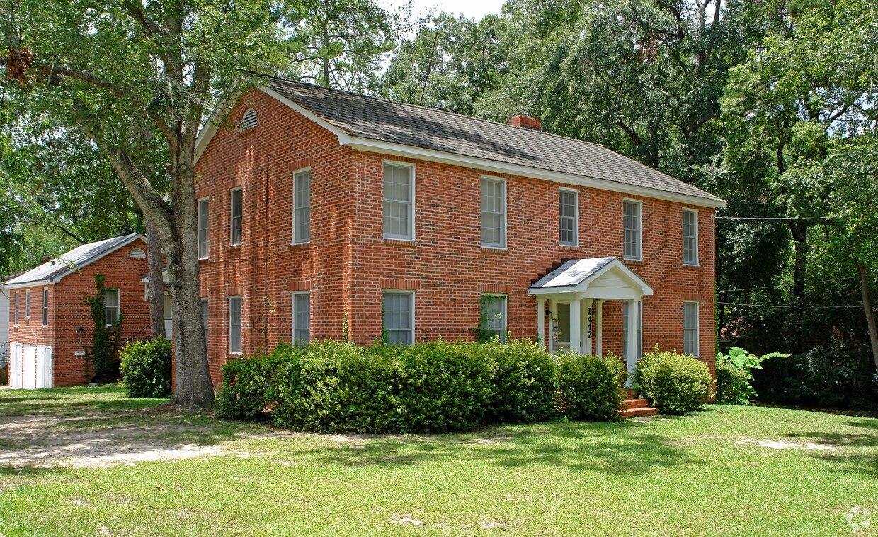 Primary Photo - 1442 S Meridian St