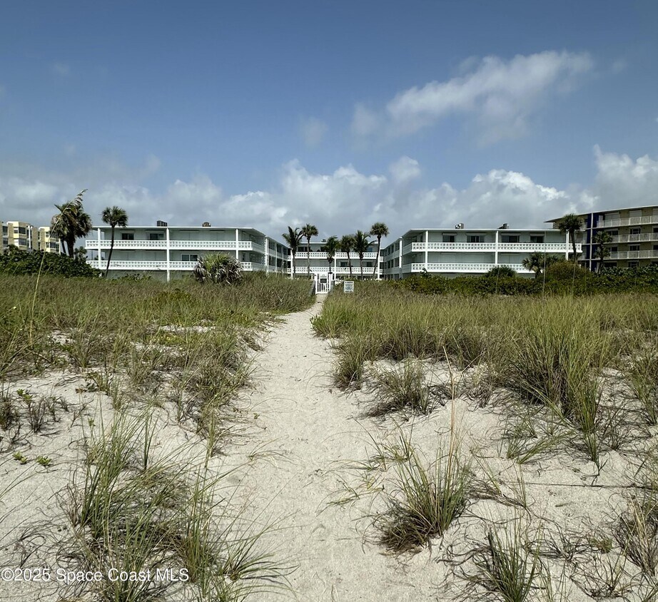 Foto principal - 4800 Ocean Beach Blvd