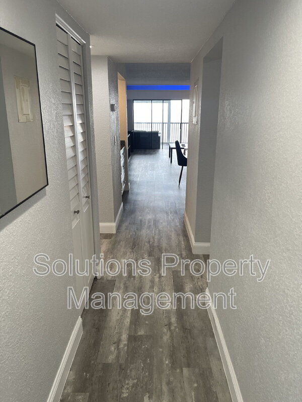 Foto del edificio - 3799 S Banana River Blvd