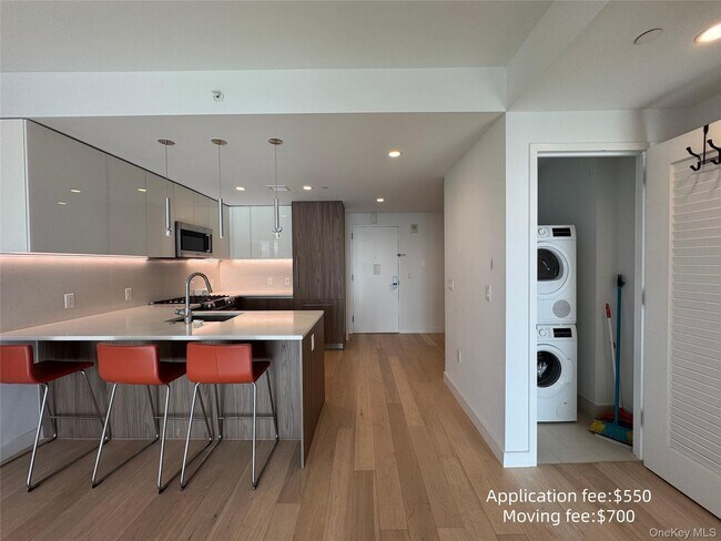 Building Photo - 131-01 40th Rd