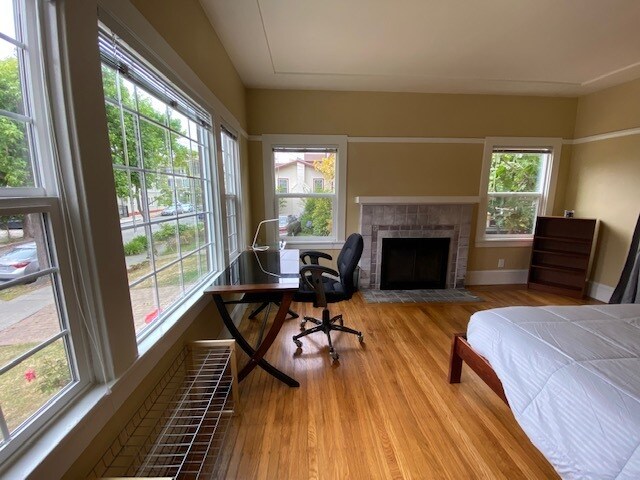 Foto del edificio - 2615 Regent St