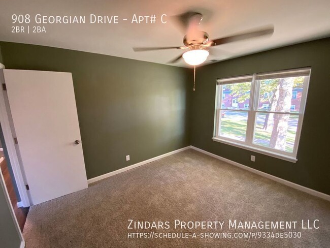 Building Photo - newly remodeled 2 bedroom 1.5 bath apartme...