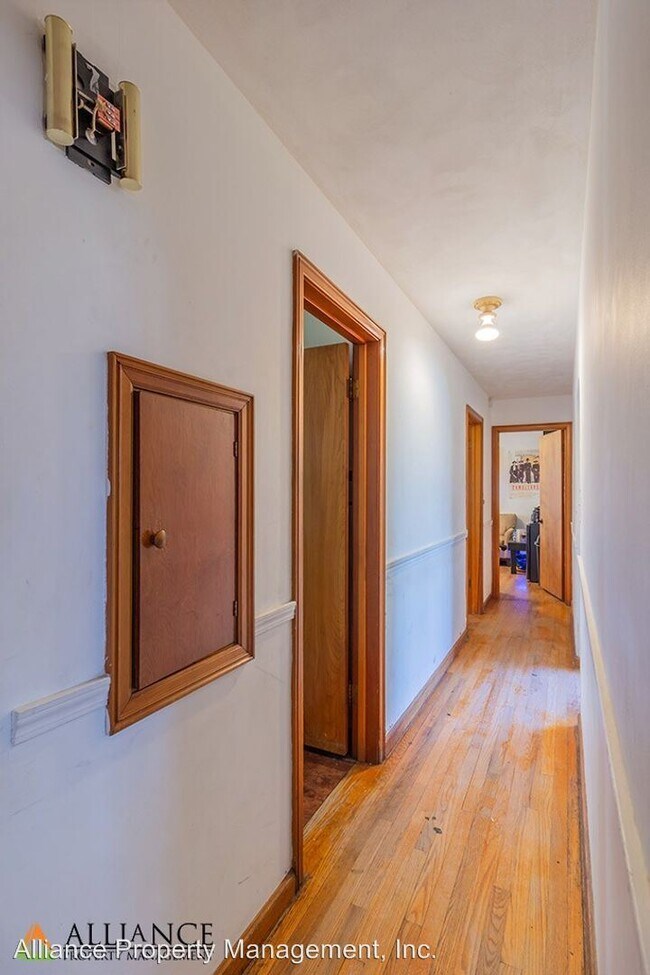 Building Photo - 9 br, 3 bath House - 515 N. 17th Street