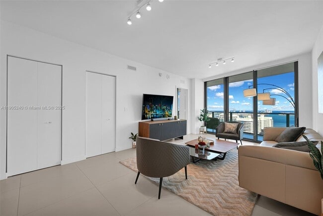 Foto del edificio - 1300 S Miami Ave