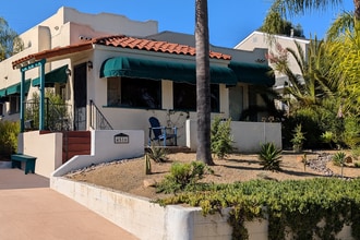 Building Photo - 4516 Van Dyke Ave