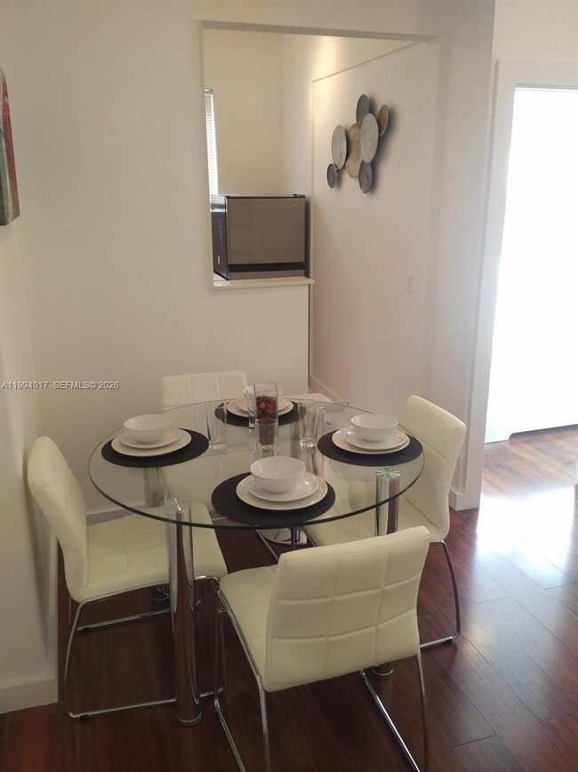 Foto del edificio - 750 Jefferson Ave