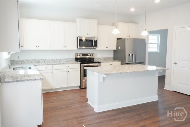 Building Photo - 33 Sago Palm Wy