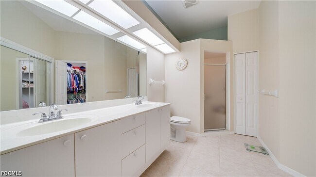 Building Photo - 12774 Devonshire Lakes Cir
