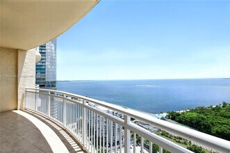 Building Photo - 2475 Brickell Ave