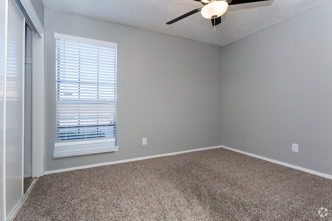 Interior Photo - Crossings at Irving Apartments