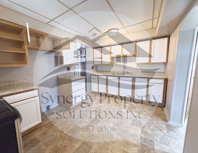 Foto del edificio - Crestline Home Available Now