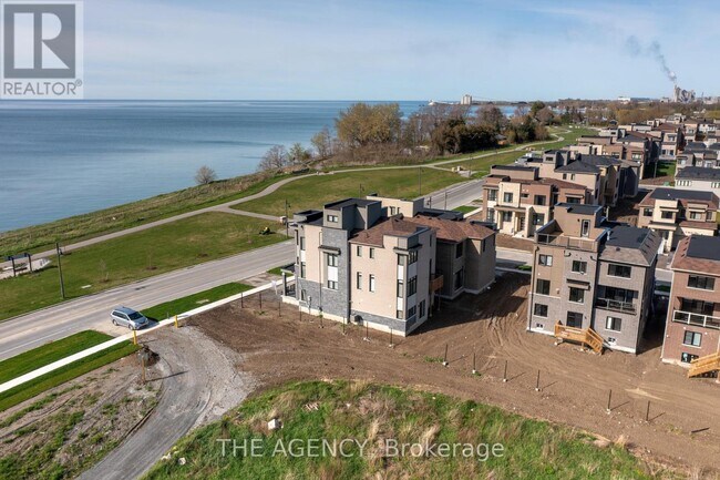 Photo du bâtiment - 275 Port Darlington Rd