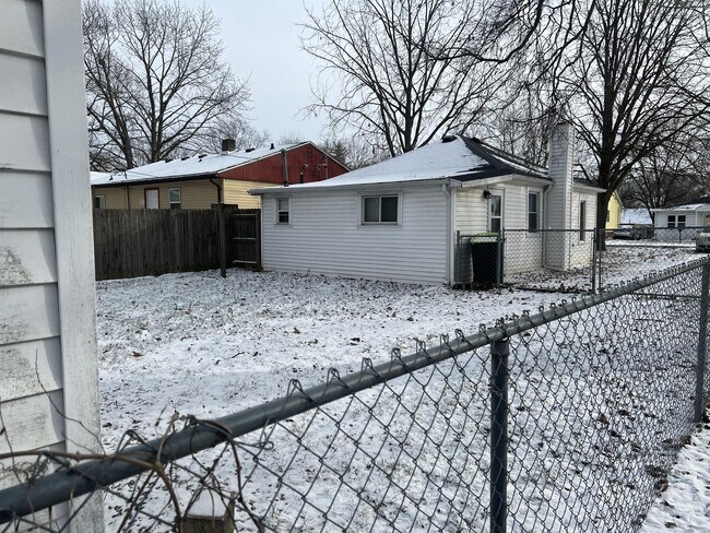 Building Photo - 508 Louisiana Ave