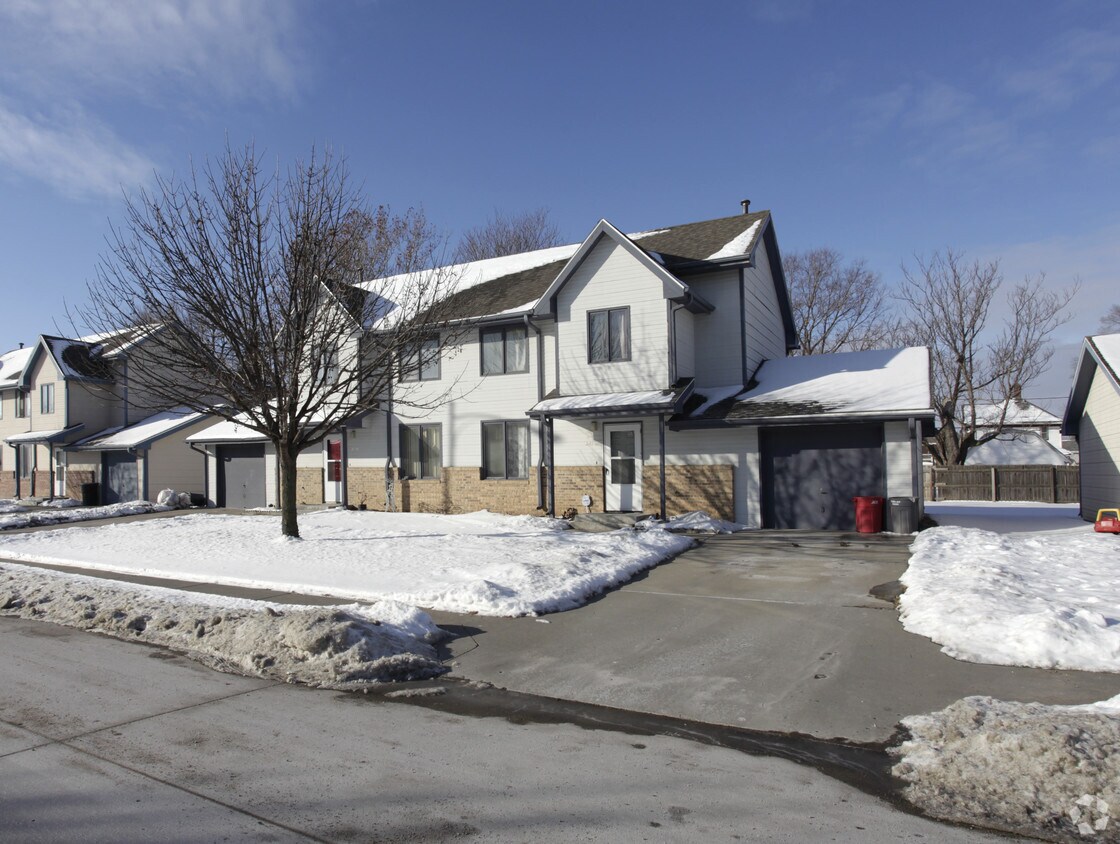Primary Photo - Anathoth Townhomes