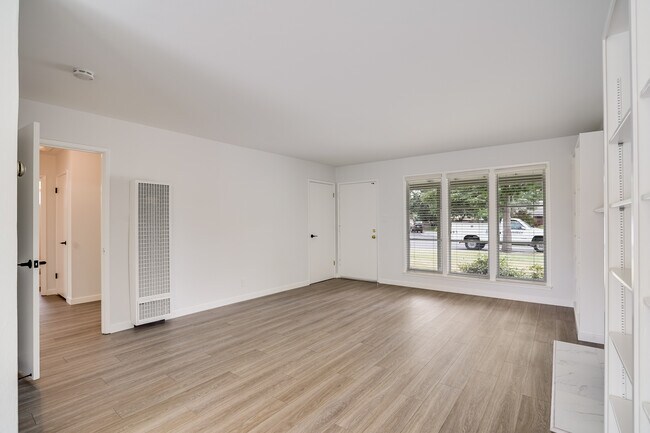 Foto del edificio - 3988 Sutherland Dr