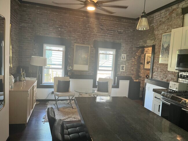 Building Photo - 777 Columbus Pky