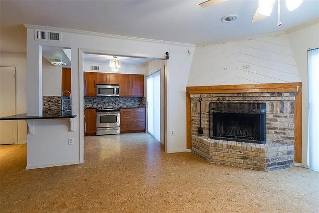 Photo - 5626 Preston Oaks Rd Apartment