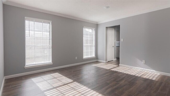 Building Photo - 7231 Brockington Dr