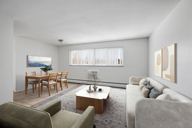 Building Photo - Riverstone Court Apartments - Beechmont Ave