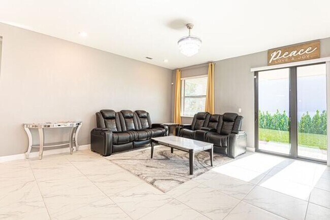 Foto del edificio - 3509 Bauer Rd