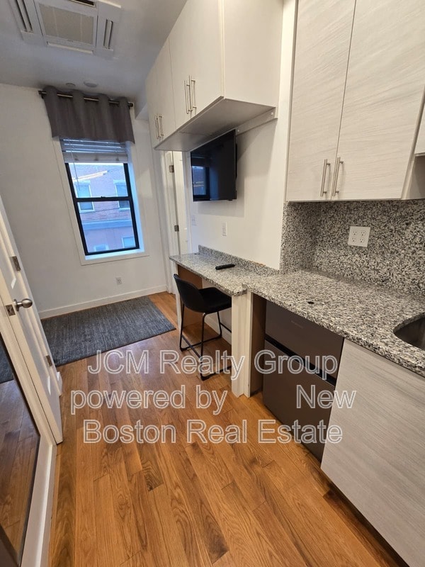 Photo - 16 Fifth Street Apartment