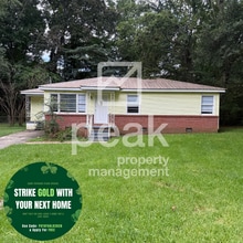 Building Photo - 121 26th Ave NW