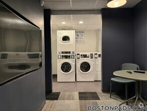 Building Photo - 100 Hemenway St