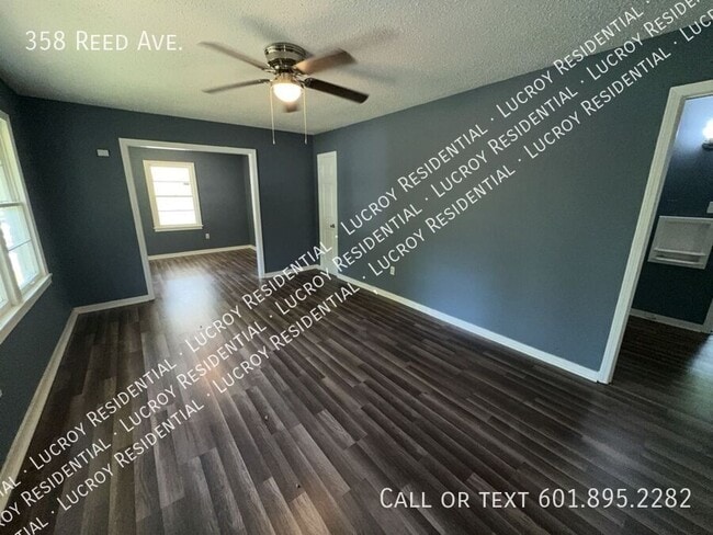 Foto del edificio - 358 Reed Ave