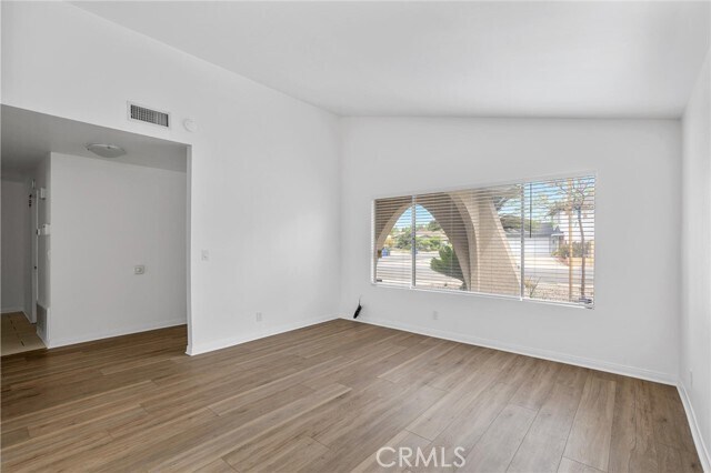 Foto del edificio - 5292 Bransford Dr