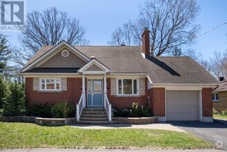 Building Photo - 494 Pleasant Park Rd