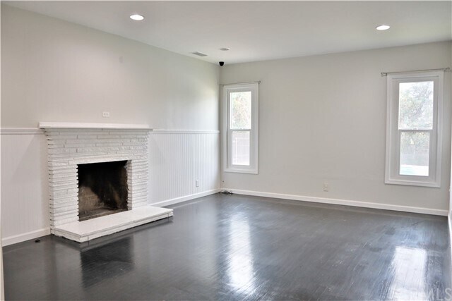 Building Photo - 836 E Whitcomb Ave