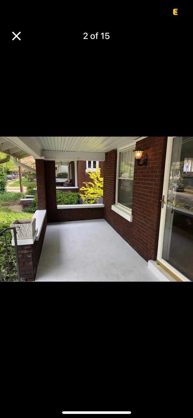 Easy main entrance for apartment 1. - 1615 Fernwood Ave