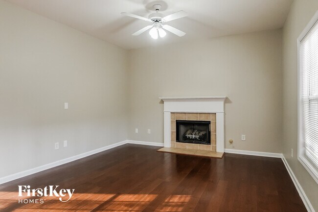 Building Photo - 4419 High Gate Dr NW
