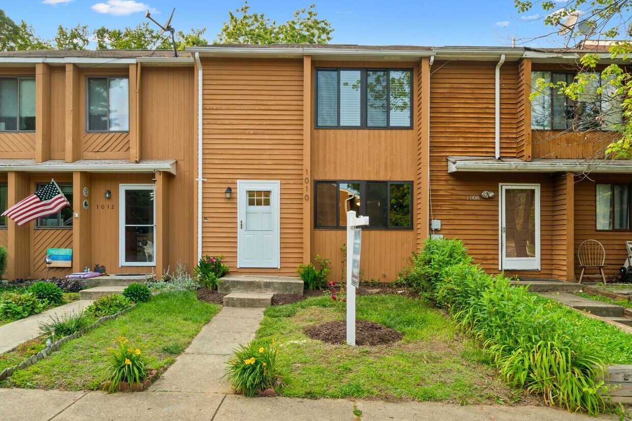 Foto principal - Broadneck Schools! Updated 3 Bedroom 3 Lev...