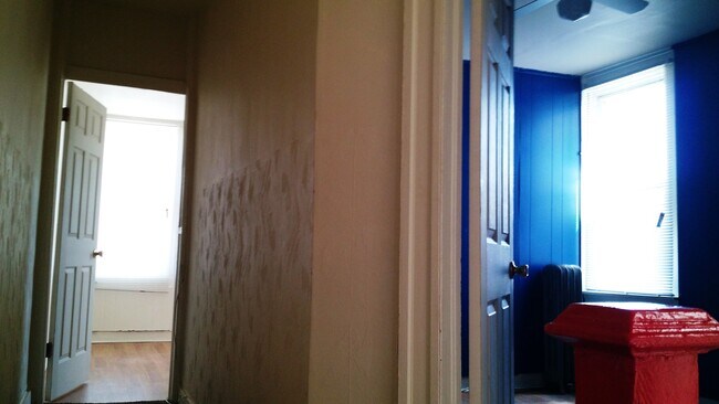 Picture of two additional bedrooms - 2406 Baker Street