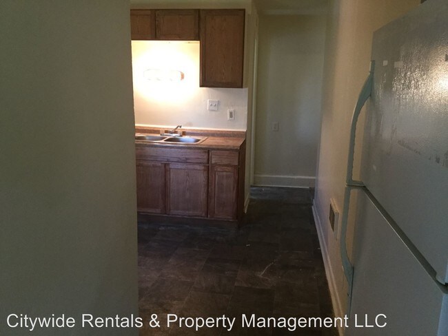 Foto del edificio - 5837 N 63rd St