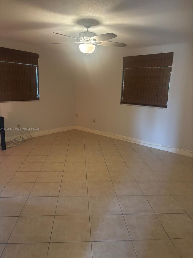 Building Photo - 22581 SW 65th Ave