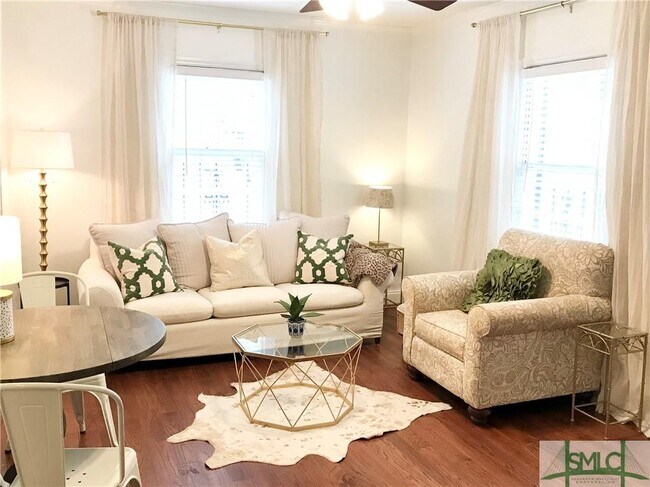 Foto del edificio - 217 W Taylor St