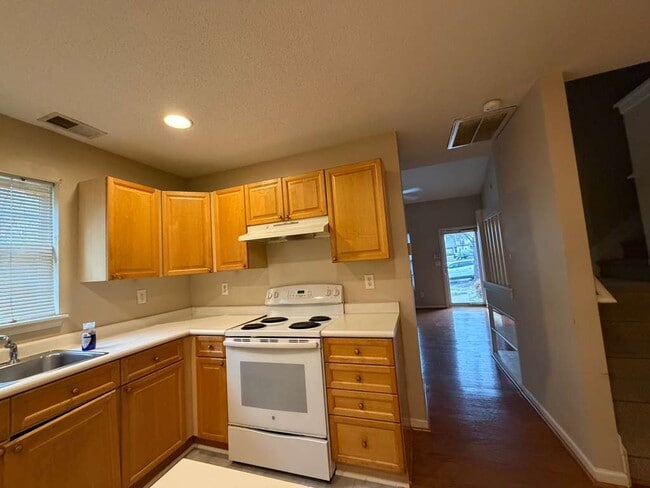 Foto del edificio - 6007 Cougar Ln