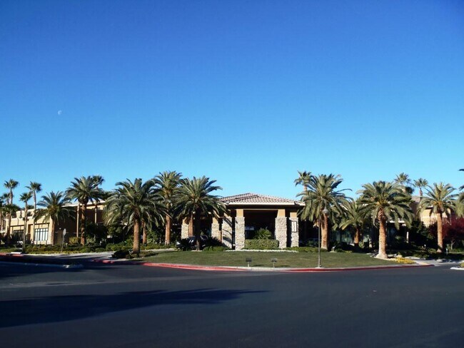 Building Photo - RHODES RANCH WITH WATER PARK INCLUDED