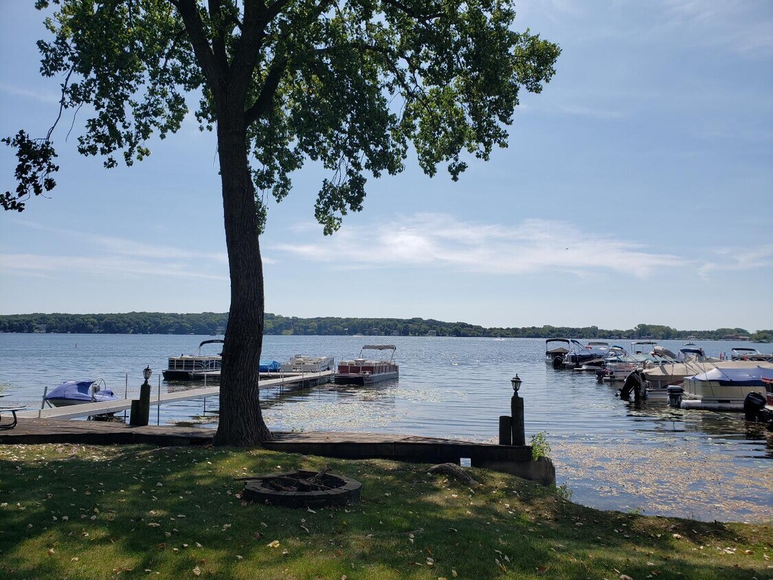 536 N Cogswell Dr Unit 7, Silver Lake, WI 53170 Condo for Rent in